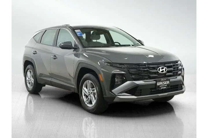 $27700 : Hyundai TUCSON 2026 AWD SE 4 image 7