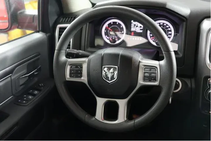 $27555 : Ram 1500 Classic 2020 4x4 Wa image 10