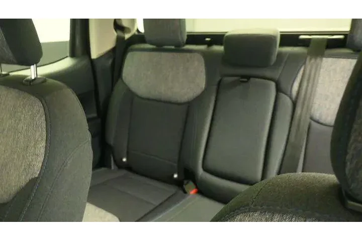 $32146 : Ford Maverick 2025 AWD XLT 4 image 7