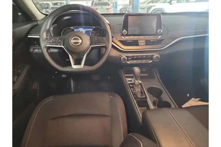 $18995 : Nissan Altima 2025 2.5 SV 4d image 5