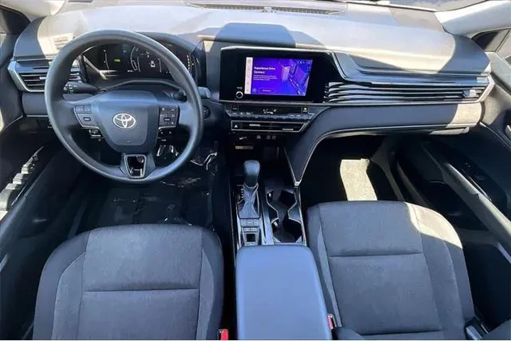 $24492 : Toyota Camry 2025 SE 4dr Sed image 7
