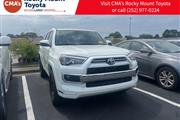 $41990 : PRE-OWNED 2021 TOYOTA 4RUNNER thumbnail