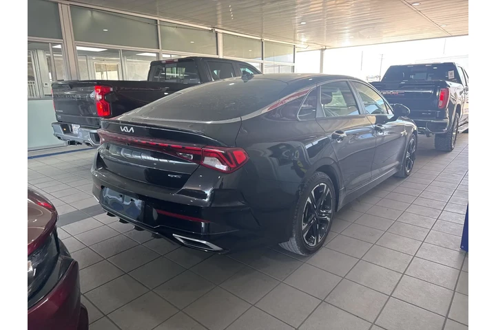 $21724 : Kia K5 2022 GT-Line 4dr Seda image 5