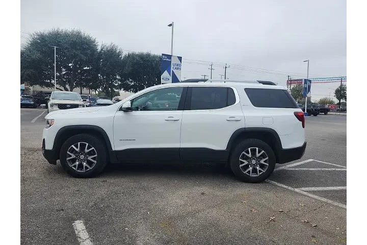 $22897 : GMC Acadia 2023 SLT 4dr SUV image 4
