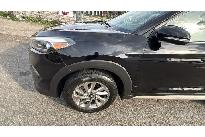 $13003 : Hyundai TUCSON 2017 AWD SE P image 9