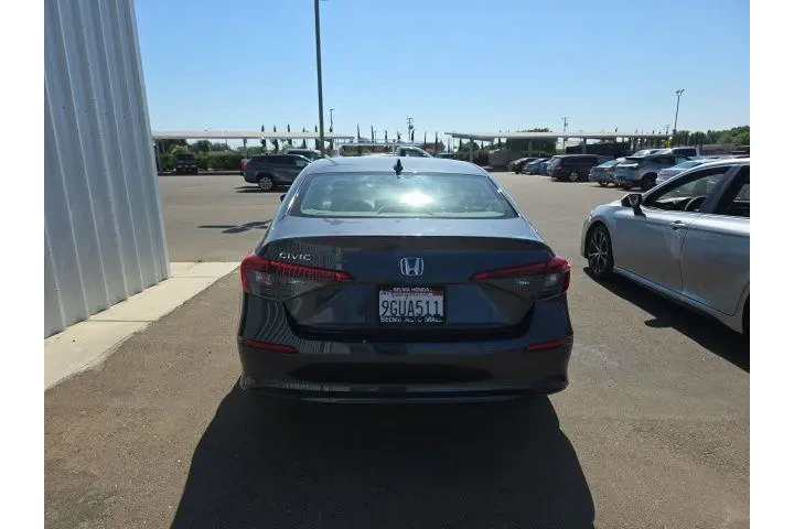 $23900 : Honda Civic 2023 LX 4dr Seda image 5