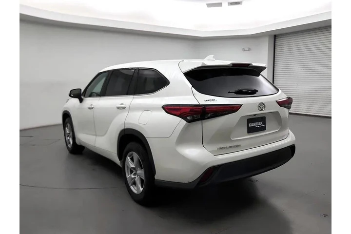 $24998 : Toyota Highlander 2021 L 4dr image 7