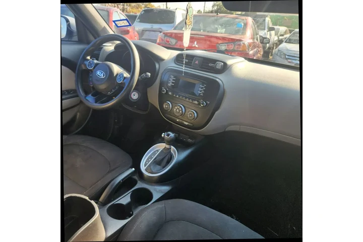 $6500 : 2014 KIA SOUL2014 KIA SOUL image 4