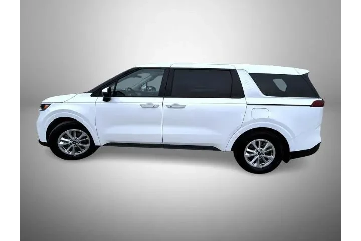 $23495 : Kia Carnival 2022 LX 4dr Min image 7