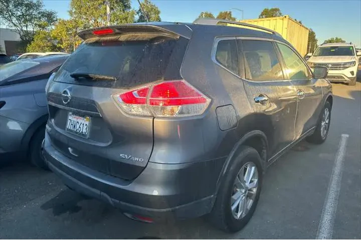 $11999 : Nissan Rogue 2015 AWD SV 4dr image 3