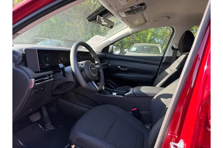 $27150 : Hyundai TUCSON 2025 AWD SE 4 image 5