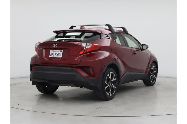 $20998 : Toyota C-HR 2019 XLE 4dr Cro image 8