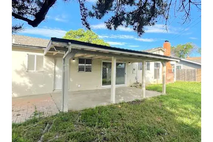 $2395 : Stellar Home image 10