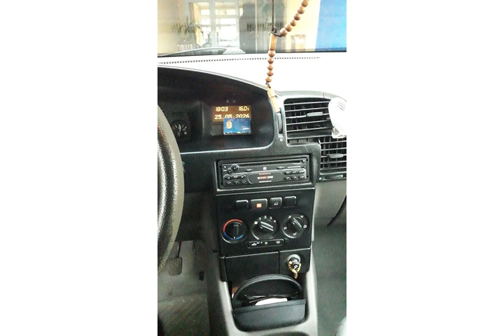 $8000000 : CHEVROLET ZAFIRA 2.0  2004 image 2