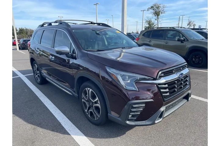 $31992 : Subaru Ascent 2023 AWD Touri image 3