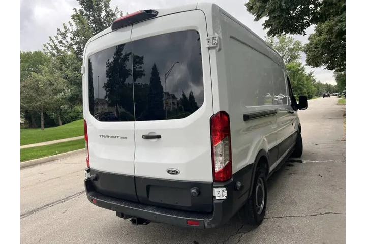 $19997 : 2018 Transit 250 image 7