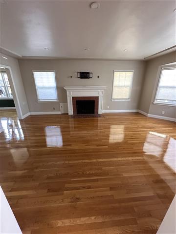 Hardwood floors image 1