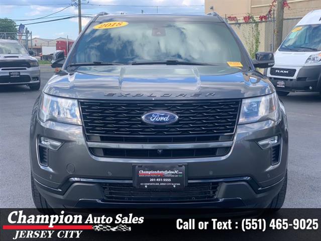 Used 2018 Explorer Sport 4WD image 7