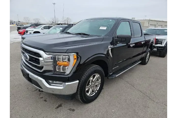 $32999 : Ford F-150 2022 4x4 XLT 4dr image 1