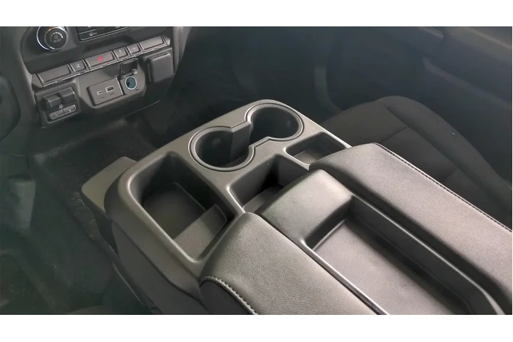 $34945 : Chevrolet Silverado 3500HD 2 image 9