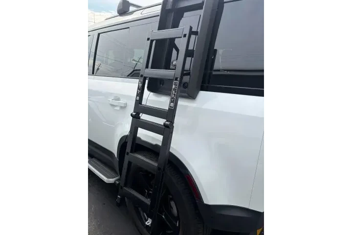 $37995 : 2022 DEFENDER 110 image 3