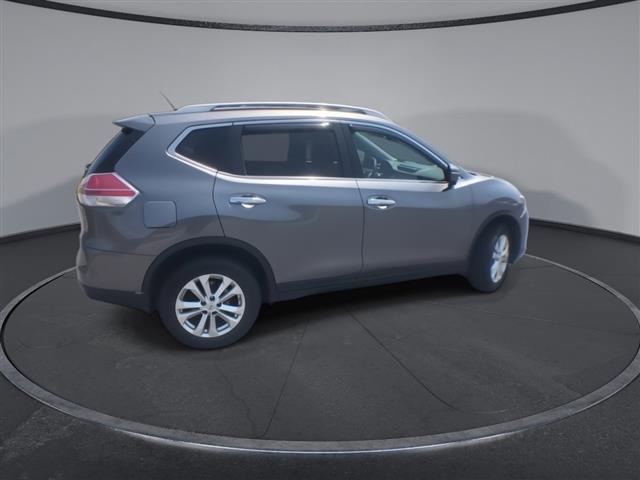 $9900 : PRE-OWNED 2015 NISSAN ROGUE SV image 9