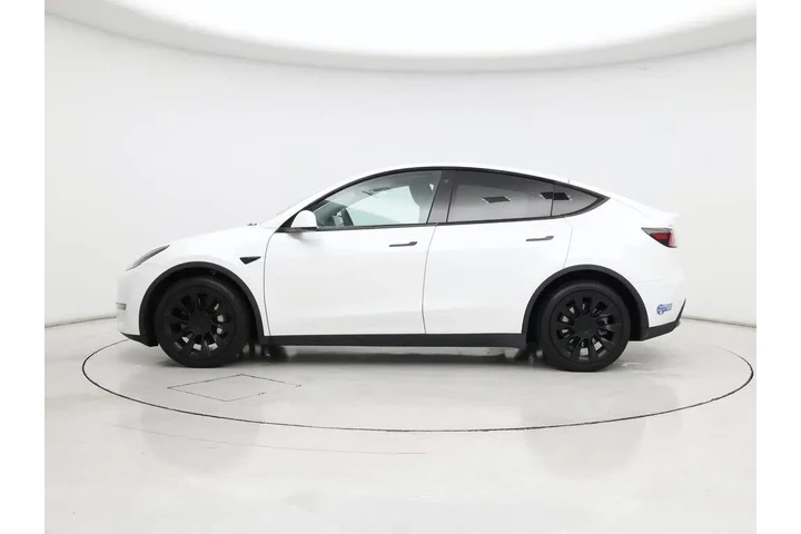 $29998 : Tesla Model Y 2021 AWD Long image 3