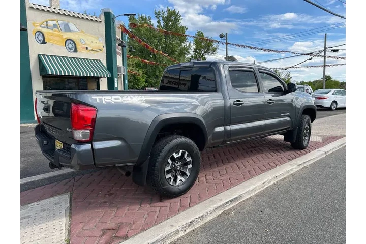$26995 : 2017 Tacoma TRD Off-Road image 4