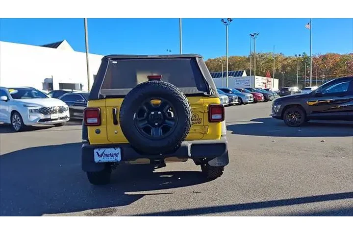 $24996 : Jeep Wrangler Unlimited 2020 image 9