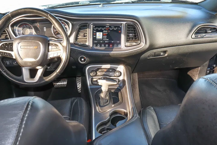 $16688 : 2018 Challenger SXT Plus image 10