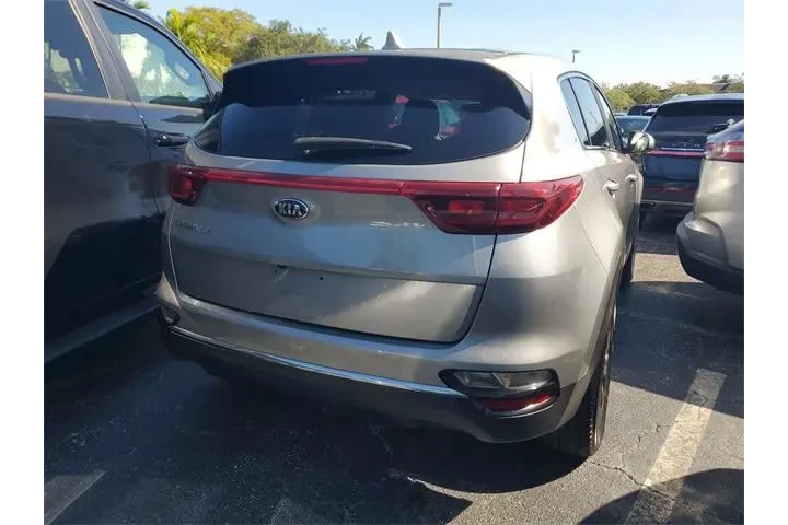 $15990 : Kia Sportage 2022 LX 4dr SUV image 3