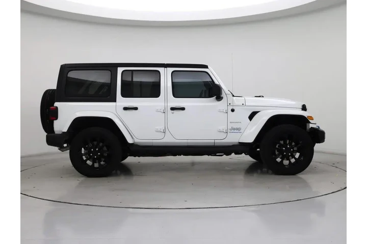 $33998 : Jeep Wrangler 2023 4x4 Sahar image 7