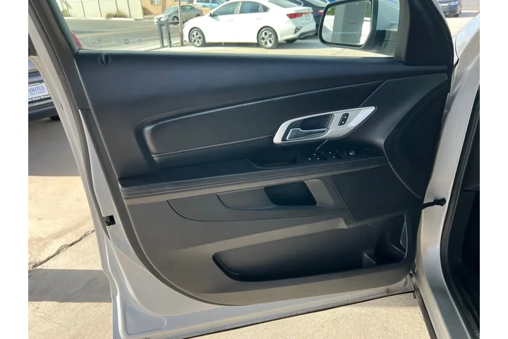 2017 GMC Terrain SLE1 FWD image 10