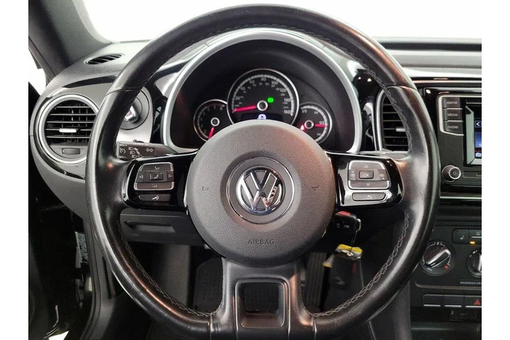 $18998 : Volkswagen Beetle Convertibl image 10