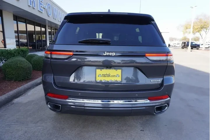 $31788 : Jeep Grand Cherokee 2022 4x2 image 4