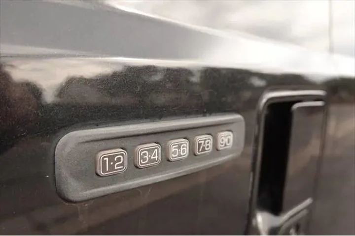 $19988 : 2015 F-250 Super Duty Lariat image 7