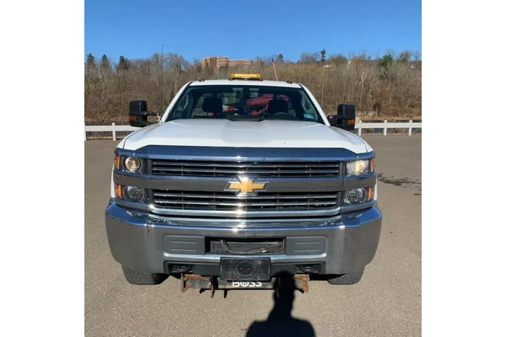 $22449 : 2015 Silverado 3500HD Work Tr image 9