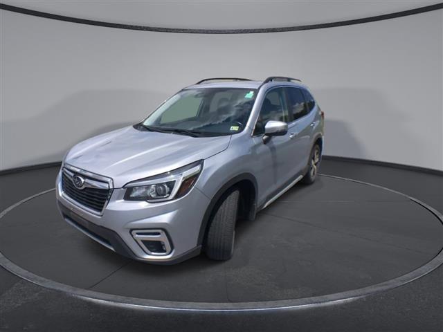 $27900 : PRE-OWNED 2020 SUBARU FORESTE image 4