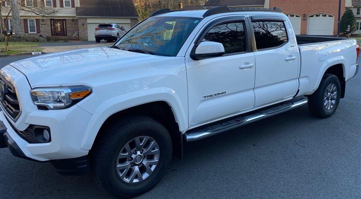 $22500 : 2018 Tacoma Prerunner SR5 image 2