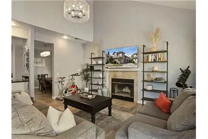 $2900 : Rental property with 3 bedro image 7