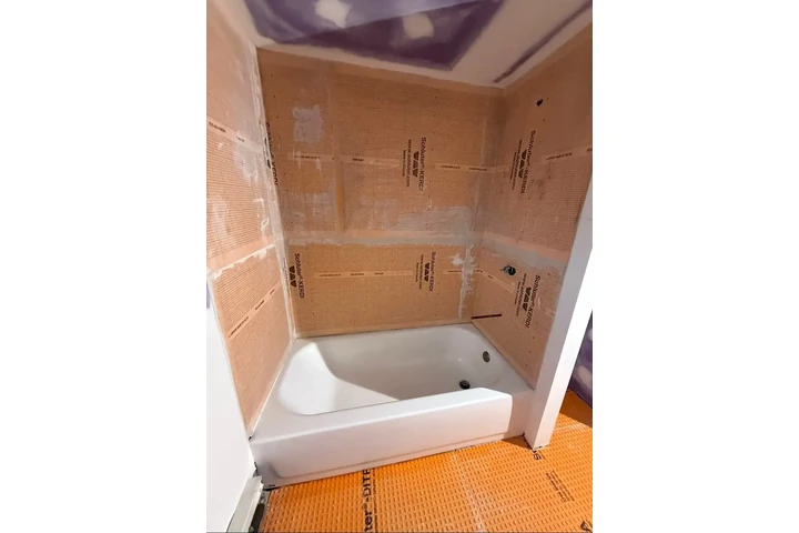 Intalador de tile disponible image 9