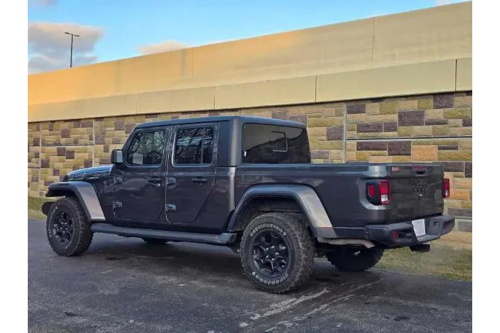 $33750 : Jeep Gladiator 2023 4x4 Spor image 9
