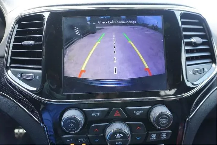 $31488 : Jeep Grand Cherokee 2020 4x4 image 9