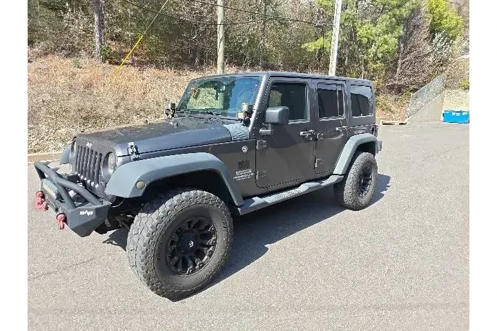 $18990 : Jeep Wrangler Unlimited 2017 image 7