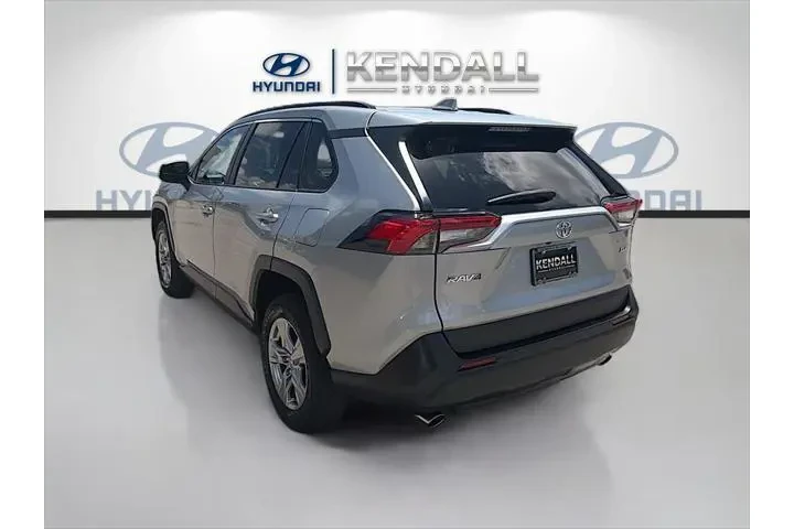 $24638 : Toyota RAV4 2024 XLE 4dr SUV image 5