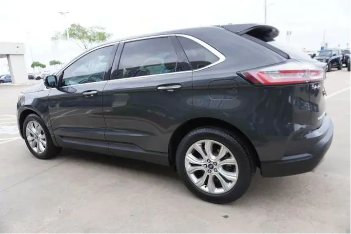 $20488 : Ford Edge 2021 Titanium 4dr image 4