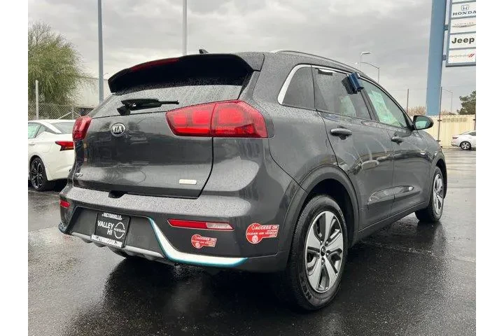 $14997 : Kia Niro Plug-In Hybrid 2018 image 4
