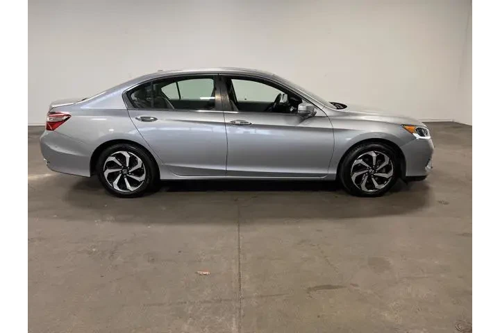 $16492 : Honda Accord 2017 EX 4dr Sed image 2
