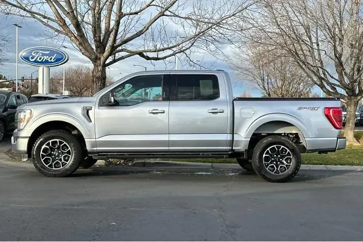 $39995 : Ford F-150 2023 4x4 XLT 4dr image 5