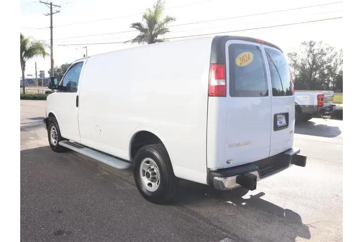 $29533 : GMC Savana 2024 2500 3dr Car image 9